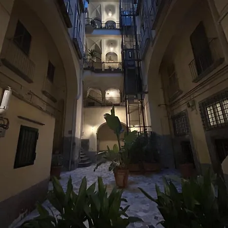 Anni Apartment Chiaia Naples Exterior photo